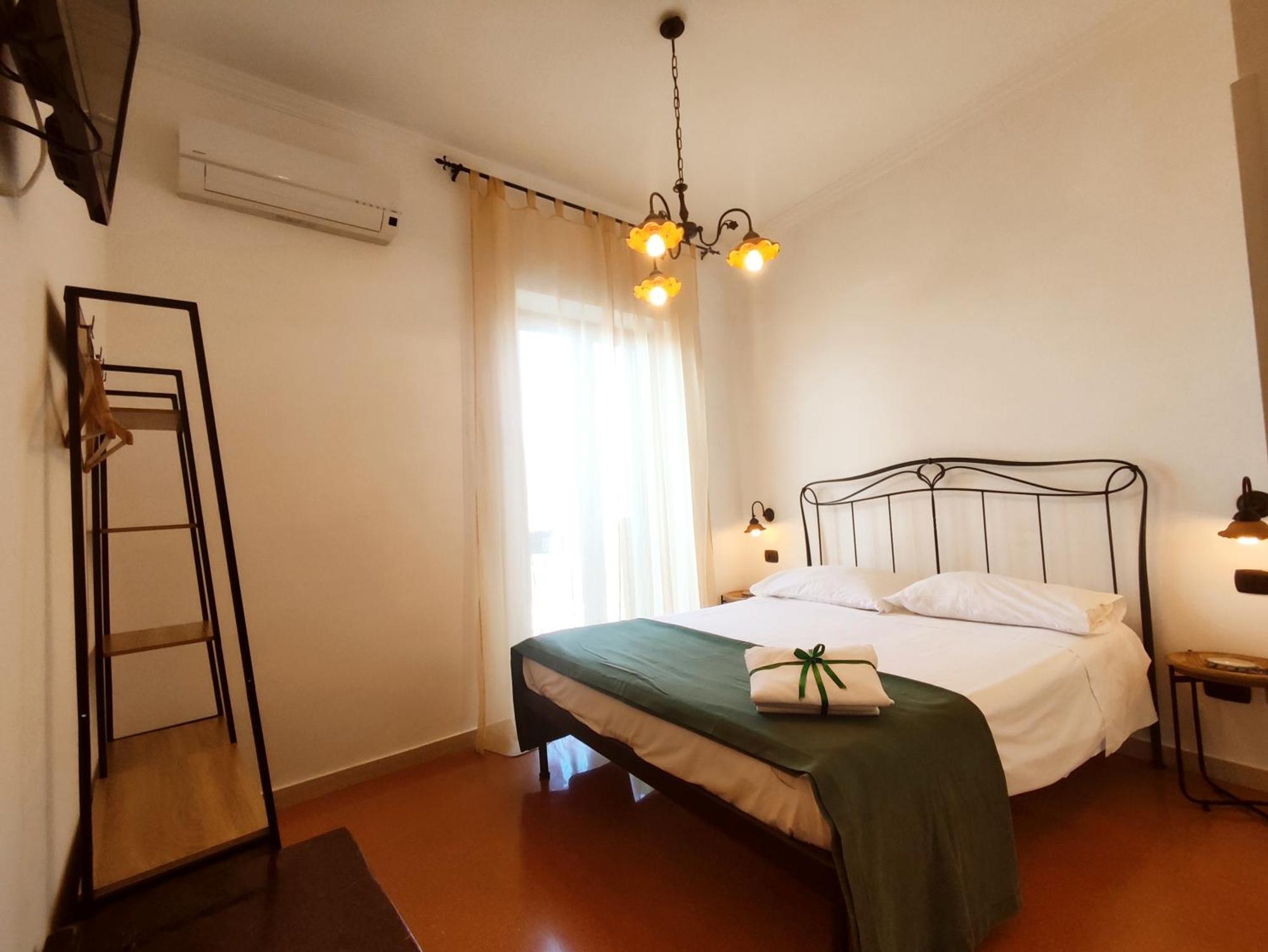 Casa Fasano Amalfi Coast Vendégház Vietri Kültér fotó